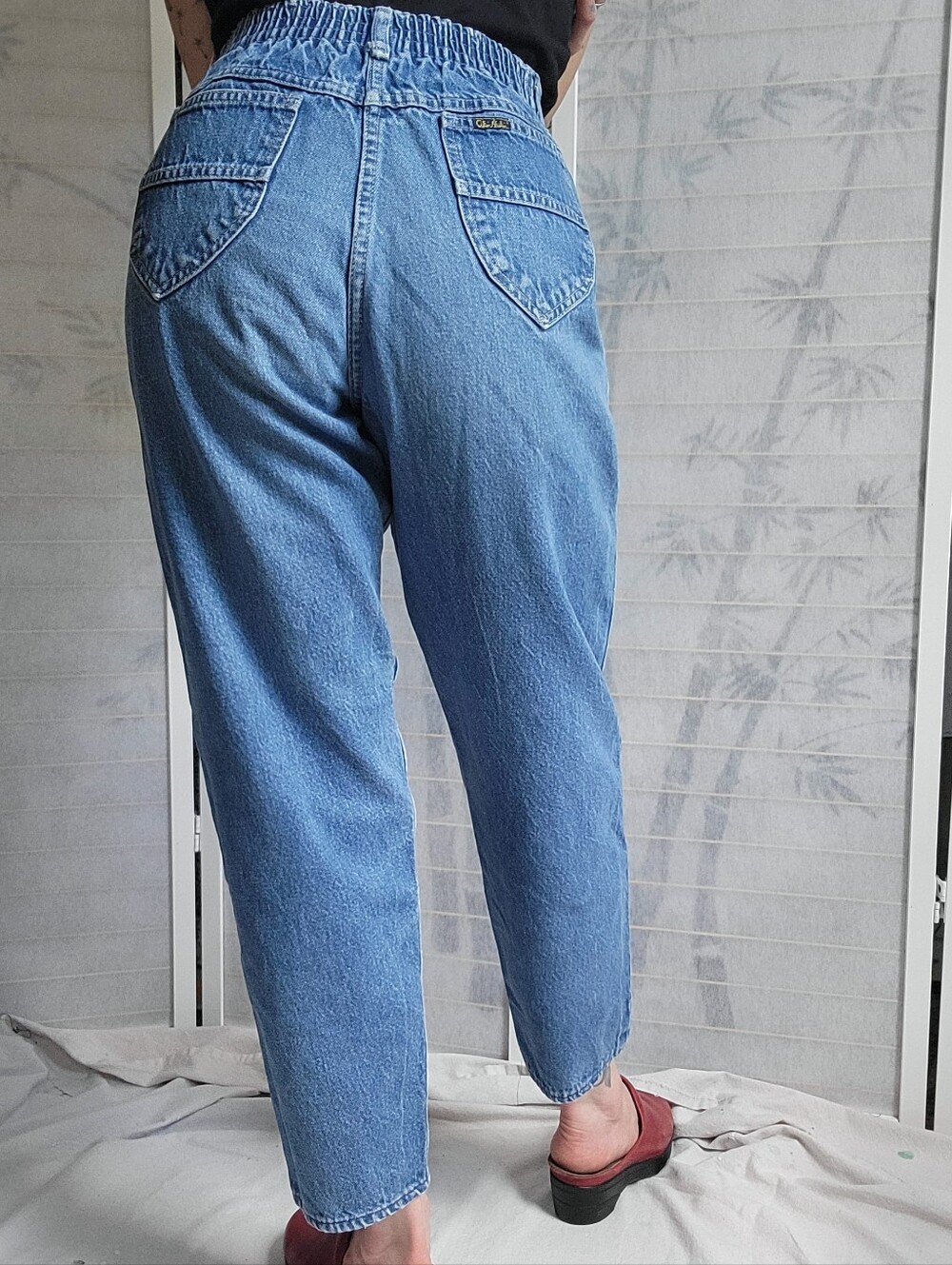 Vintage OshKosh B'gosh Pleated Lightwash Tapered Jeans Size S/M - Picture 2 of 10